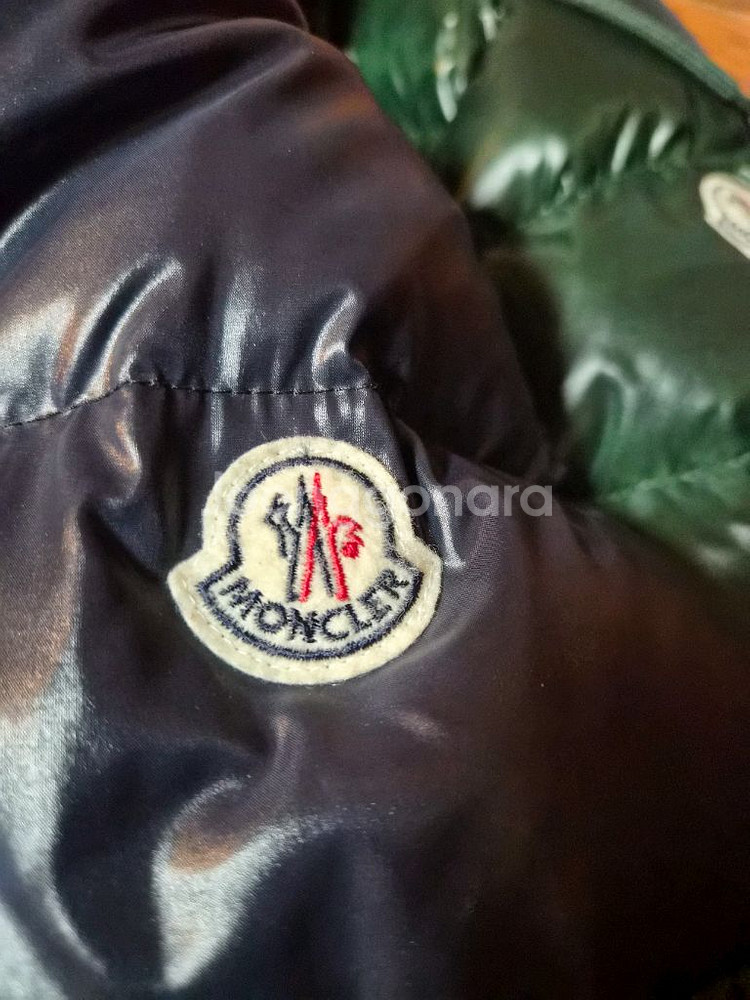 몽클레어 aubert 2 사이즈 초록색 (의류번호 9)--3