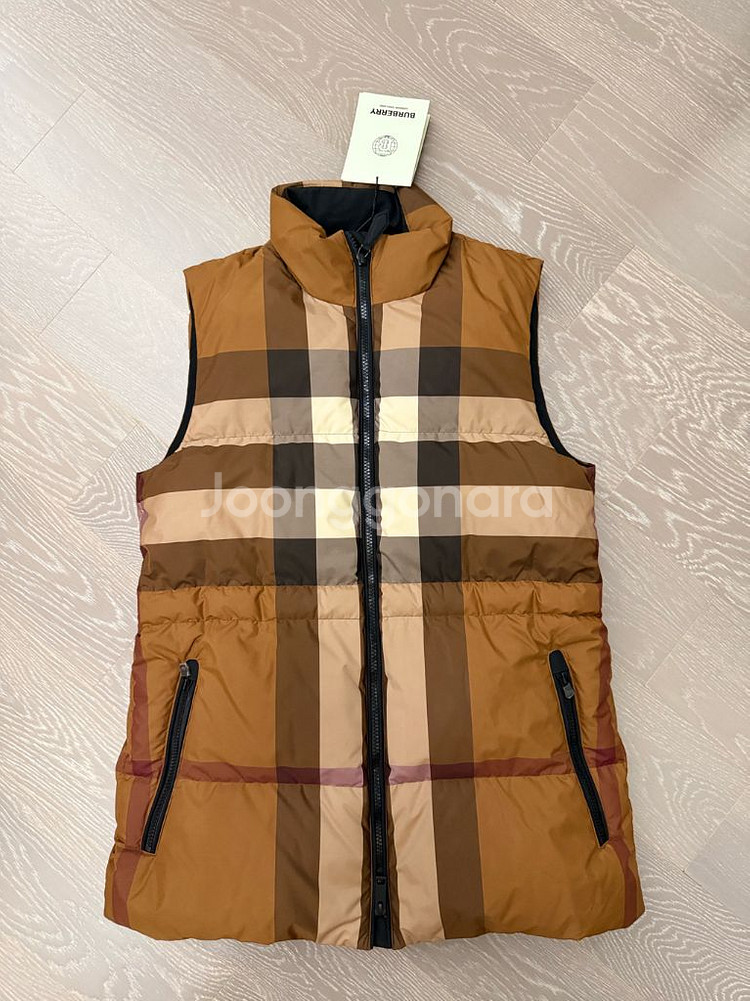 가격인하>버버리 구스다운 패딩 베스트 사이즈 s--0