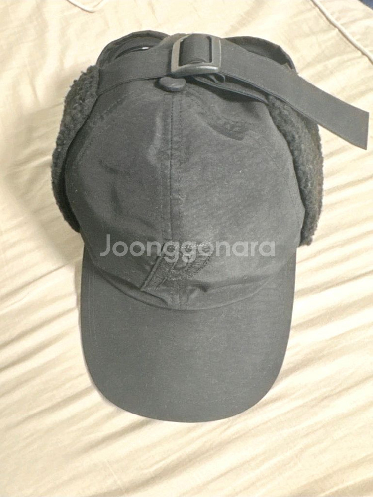 팔라스 x C.P. 컴퍼니 고글 이어 플랩 블랙--0