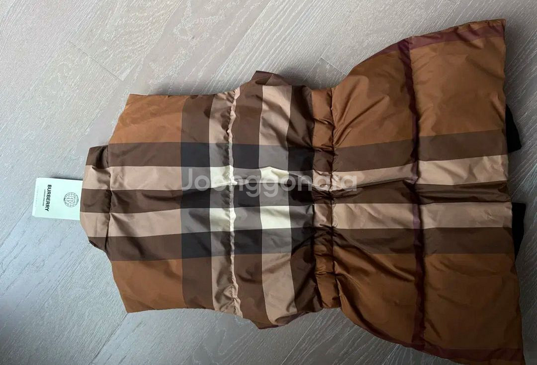가격인하> 새상품 버버리 체크 구스패딩 베스트s--5