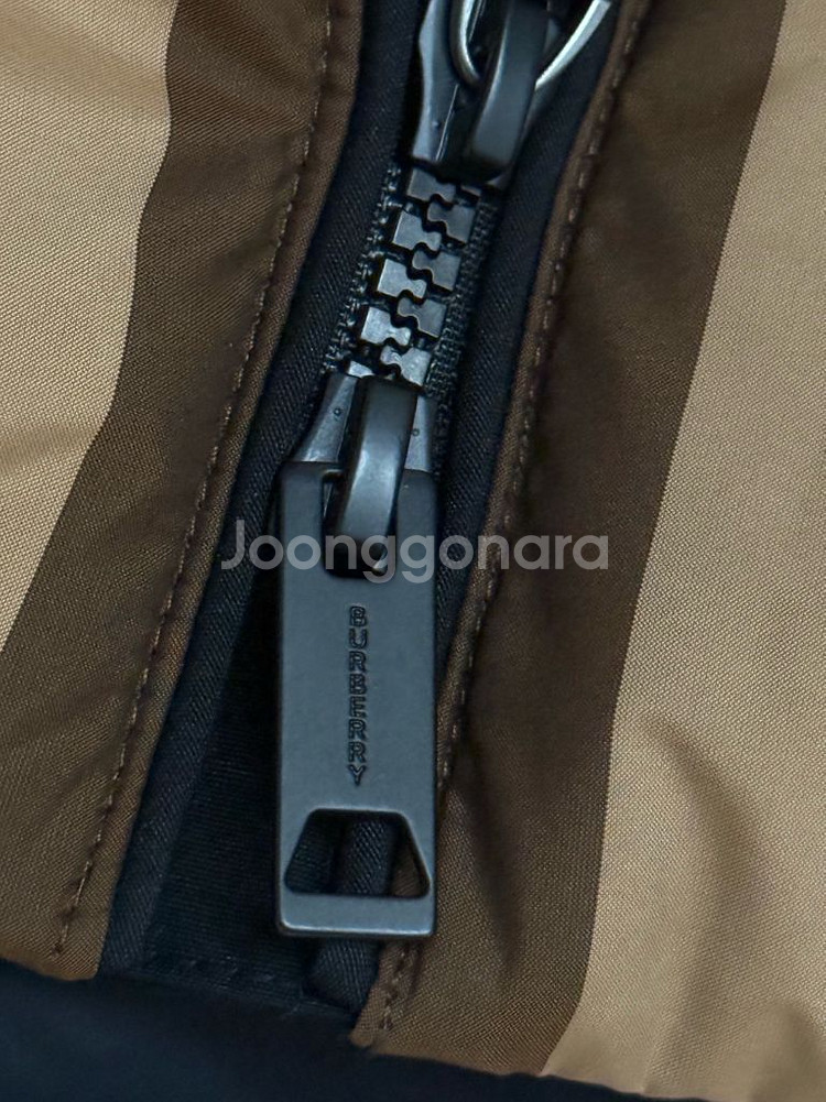 가격인하> 새상품 버버리 체크 구스패딩 베스트s--7