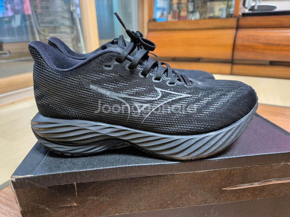 미즈노 웨이브 라이더 28 올블랙--0