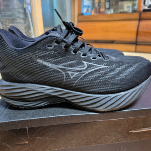미즈노 웨이브 라이더 28 올블랙