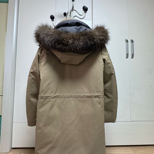 솔리드옴므 패딩 팝니다