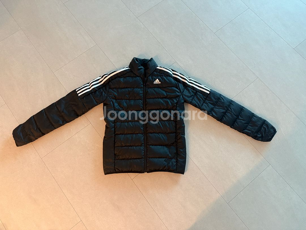 아디다스 경량패딩--0