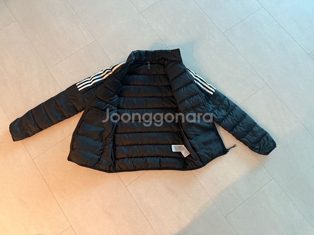 아디다스 경량패딩--1
