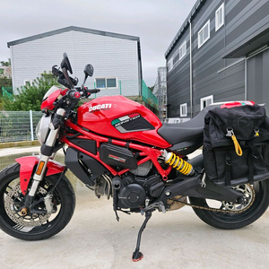 두카티몬스터797/18년식/3만키로/390만원