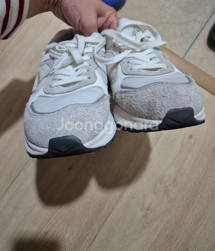 엄브로 여성 운동화 250--1