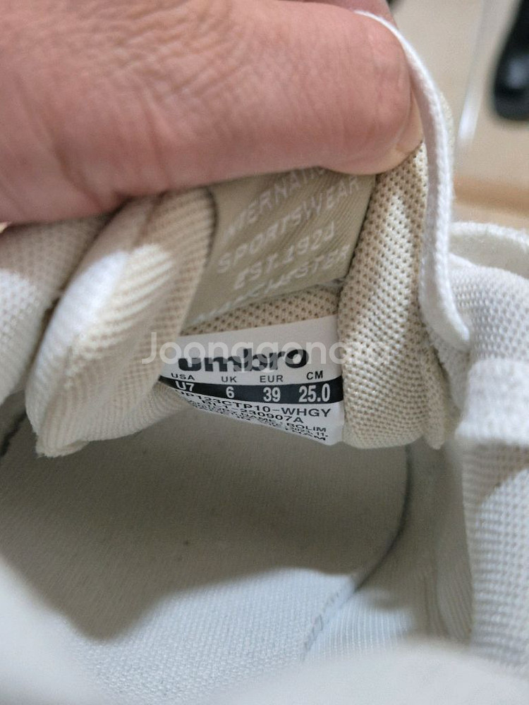 엄브로 여성 운동화 250--5