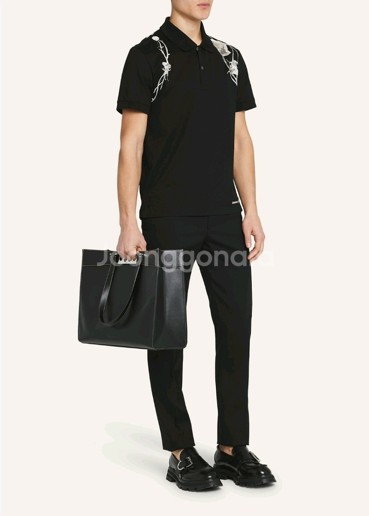 [부산]알렉산더 맥퀸 남자 가죽 토트백 판매합니다 :)[The Grip East West tote bag]--6