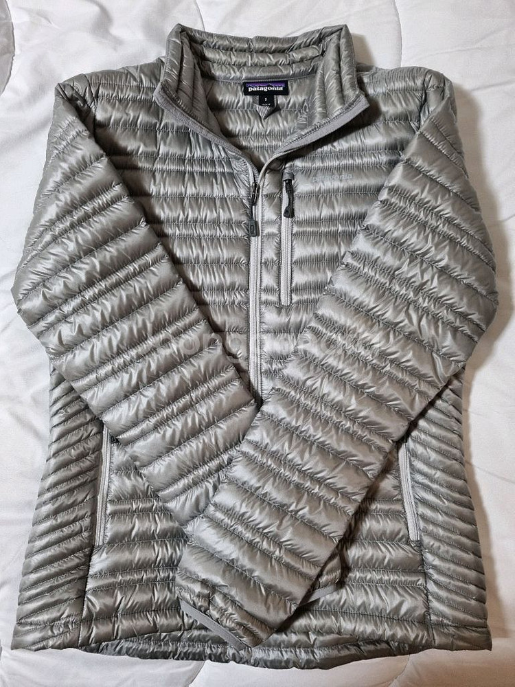 정품 파타고니아 초경량 구스패딩 재킷, 여성 S (거의새것)--0
