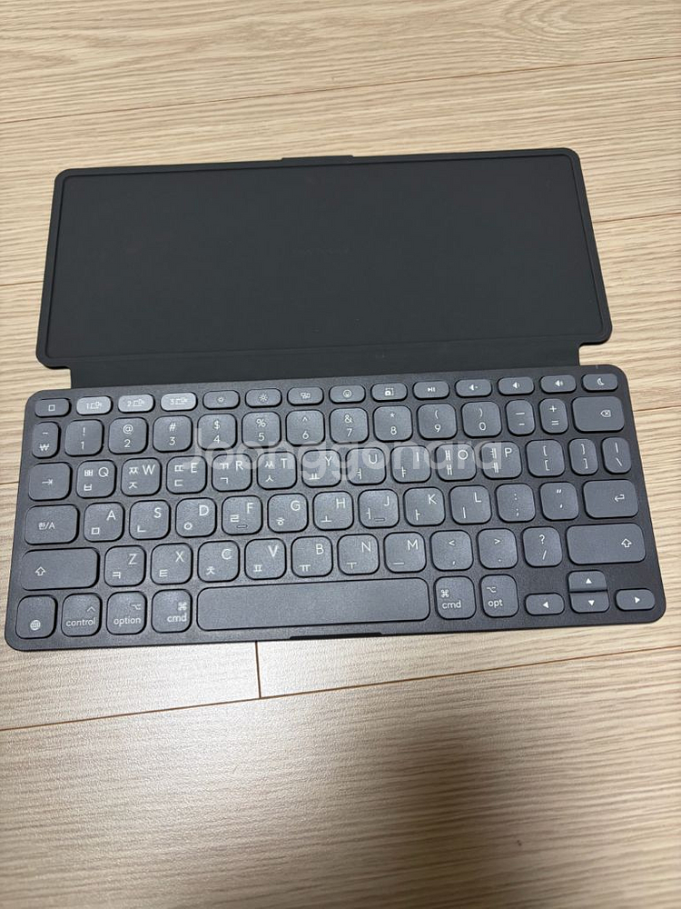 로지텍 keys-to-go 2 for ipad 팝니다--0