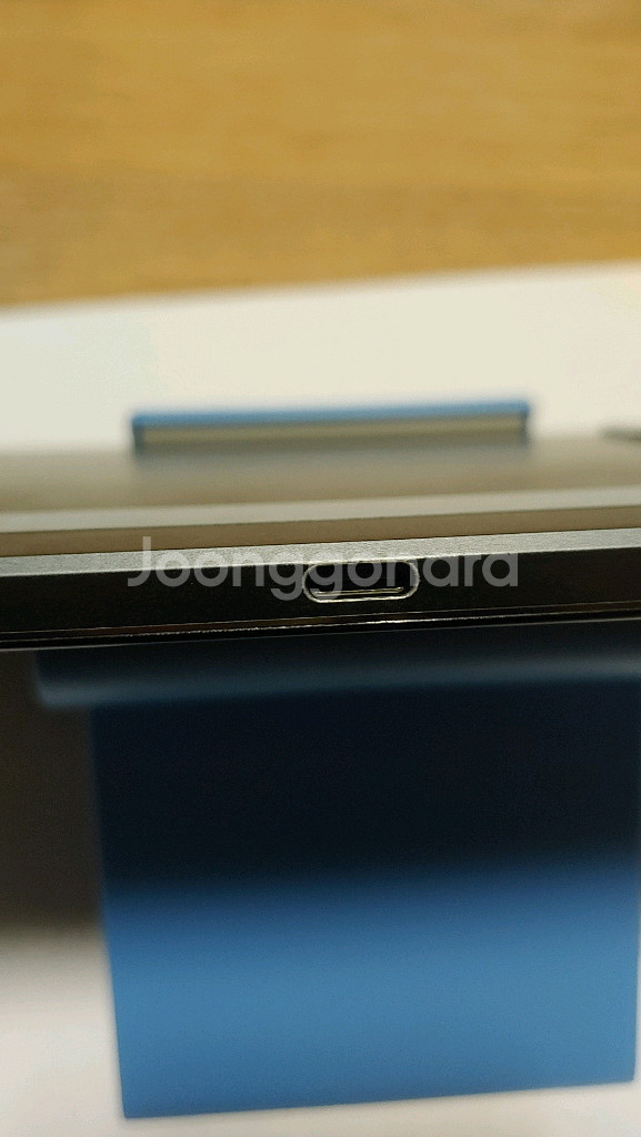 레노버 리전 Y700 2세대 게이밍 태블릿 부품용 팝니다--2