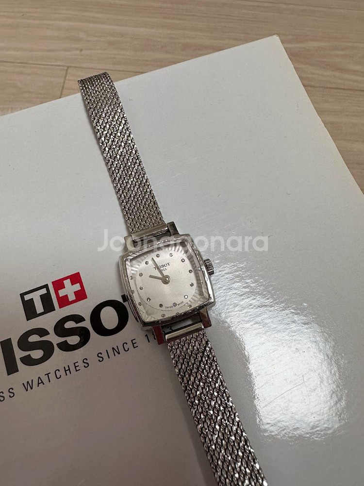 [풀구성]티쏘 러블리 스퀘어 다이아몬드 손목시계 실버--5