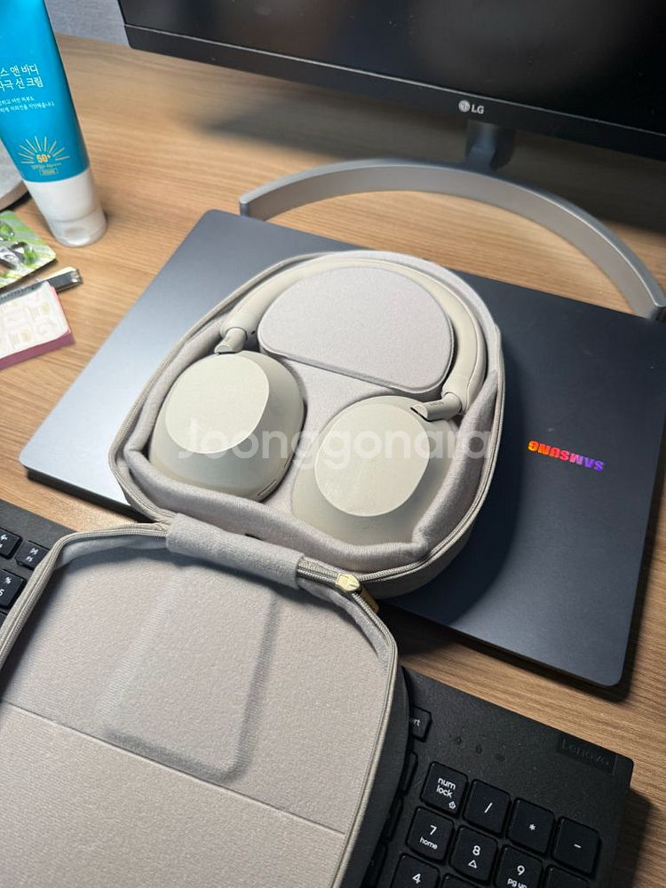 소니 WH-1000XM5 헤드폰--0