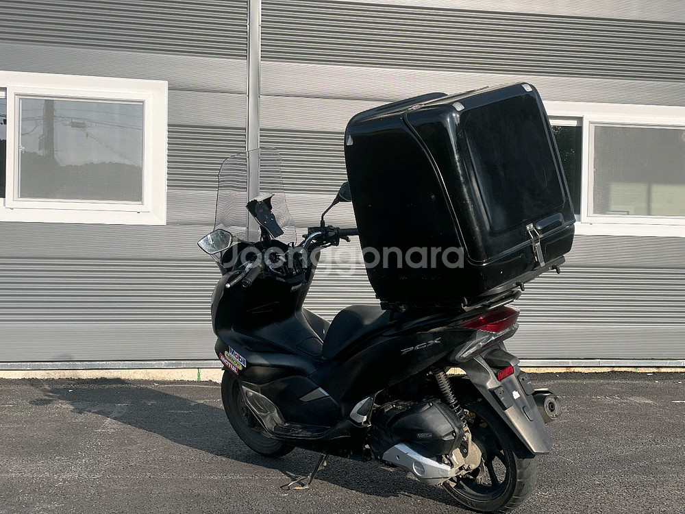 혼다PCX125/19년식/6만키로/120만원--4