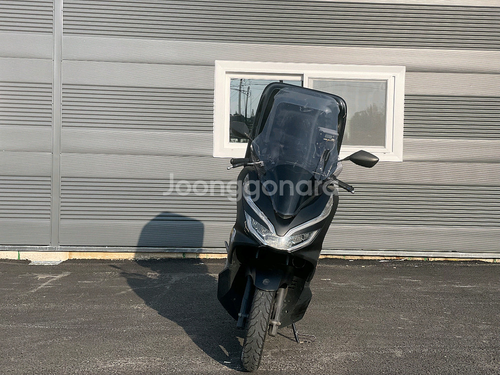 혼다PCX125/19년식/6만키로/120만원--6