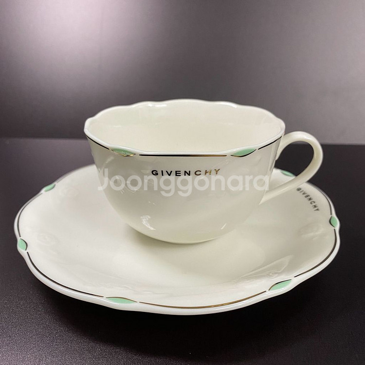 일본 빈티지 지방시 찻잔2개 + 접시4개 세트--5