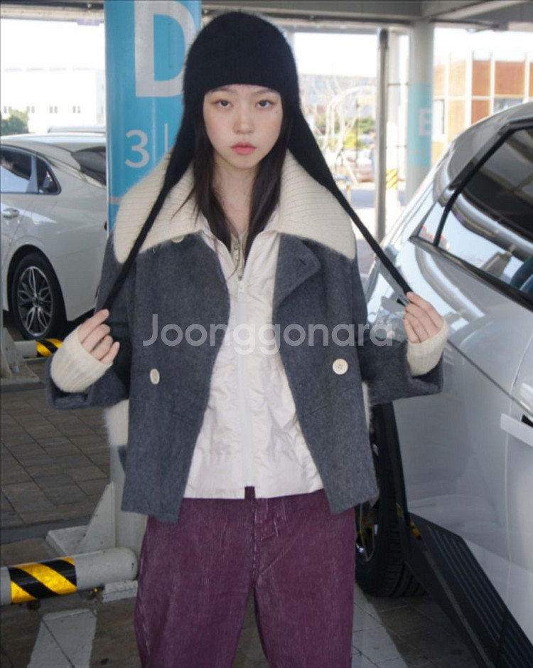 김아홉 니트 덕다운 패딩조끼, 코듀로이 팬츠--2