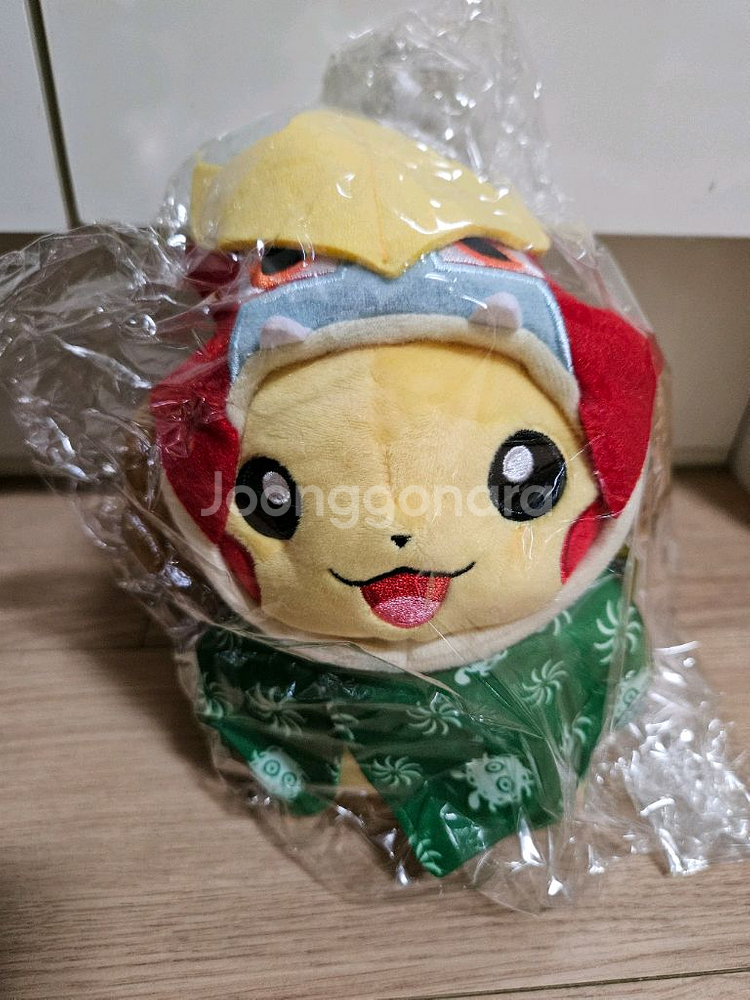 (한정판 희귀) 포켓몬센터 이브이, 피카츄 중형인형--2