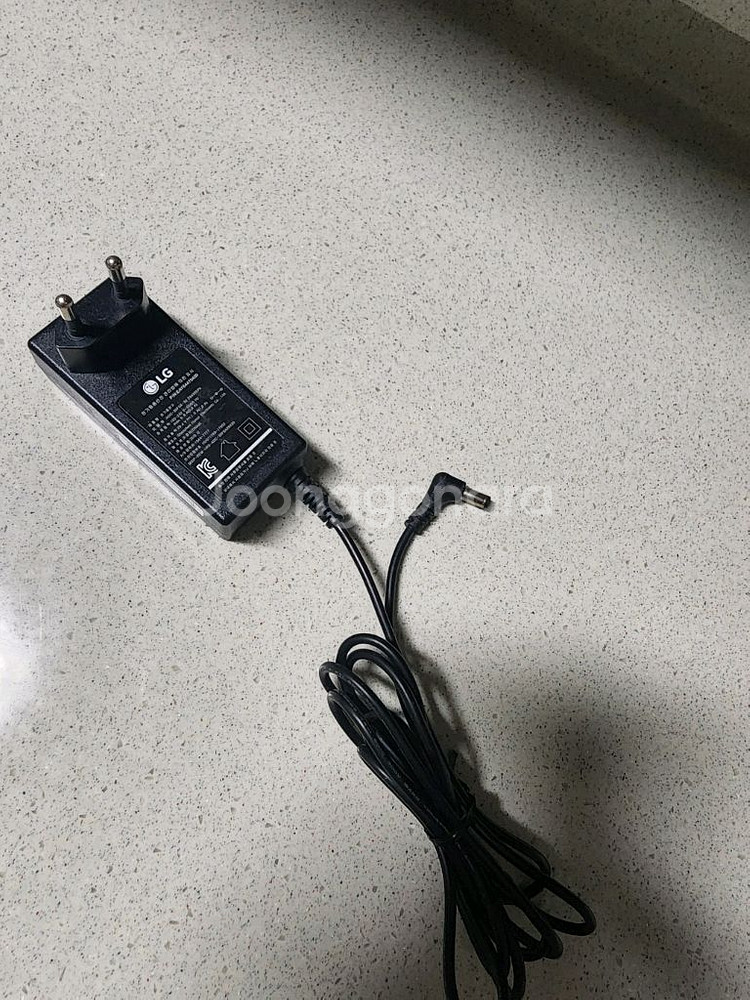 LG 코드제로 물걸레용 충전기/어댑터--0