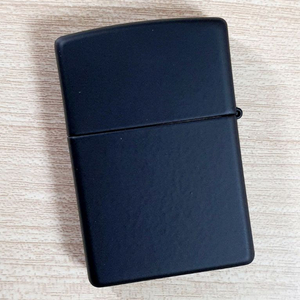 지포 정품 레귤러 블랙 매트 라이터 - G038