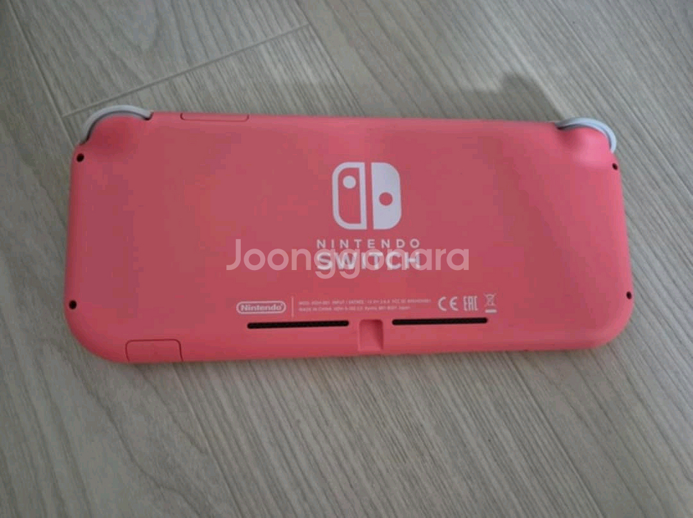 닌텐도 스위치 라이트 코랄+동물의 숲 팝니당!--2