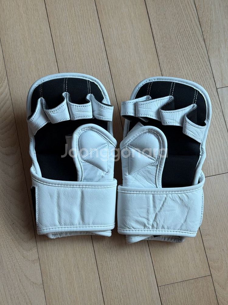 플라이 FLY MMA 빵글러브 오픈핑거 글러브 화이트--1