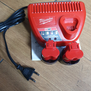 밀워키 M12 3.0Ah 리튬이온 배터리,충전기