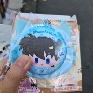 명탐정코난 신이치 남도일 중국 고양이 뱃지 이미지