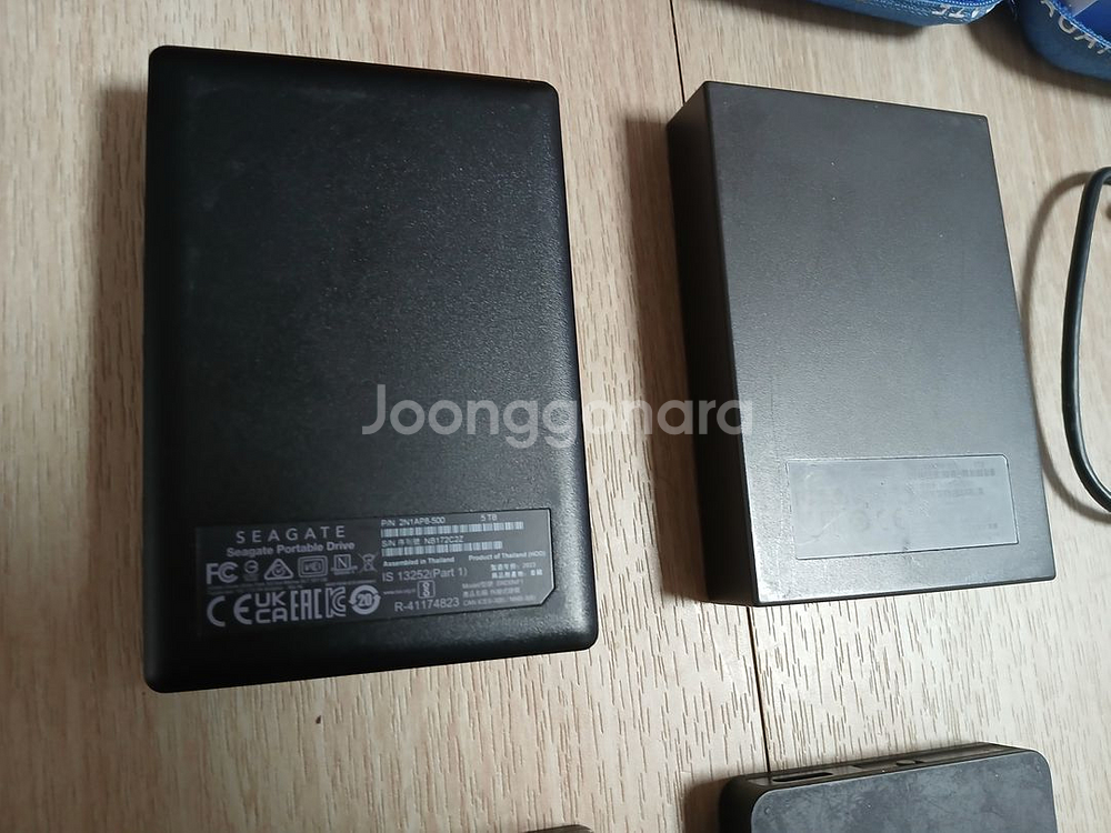 시게이트 2.5인치 5TB 외장하드 4구성 팝니다.--3