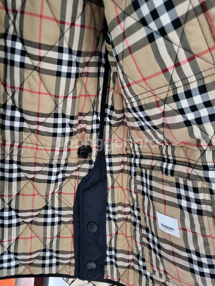 21FW 버버리 체크 퀼팅 자켓 s--4