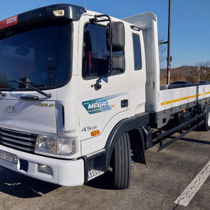 현대 메가트럭 5톤 초장축 카고 판매합니다