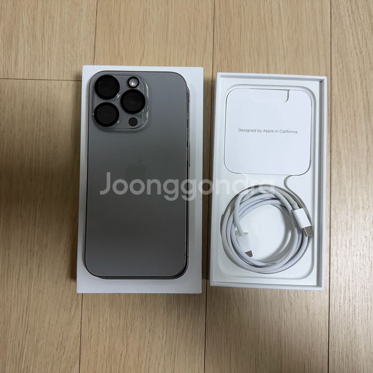 (북미판 S급) 아이폰 15 프로 256GB 내추럴 티타늄--1