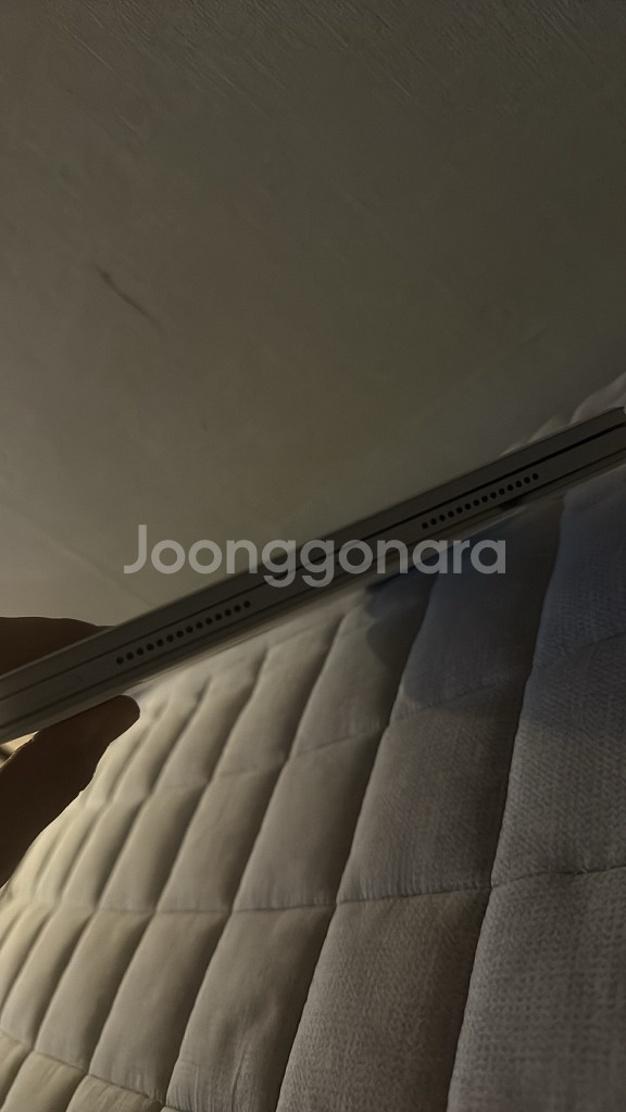 아이패드 프로 M4 11인치 + 매직키보드 + 펜슬--4