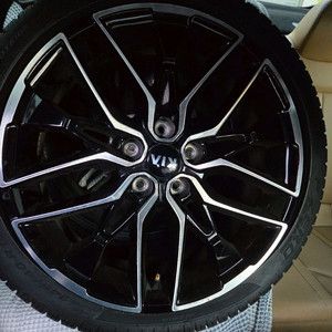 19인치 순정 휠타이어 세트