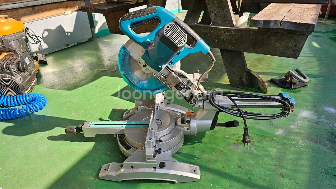 Makita마끼다 LS1018L 슬라이딩 각도 절단기--7