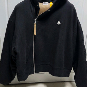 몽클레어X 팜엔젤스 패딩후드 S 사이즈 새제품(100~105)