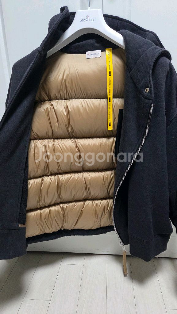 몽클레어X 팜엔젤스 패딩후드 S 사이즈 새제품(100~105)--1