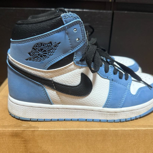 조던1 하이 유니버시티블루 260 ㅍㅍ