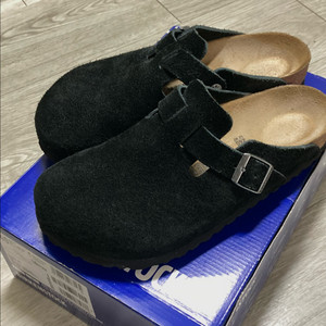 버켄스탁 보스턴 블랙(40) 260-65 판매해요!