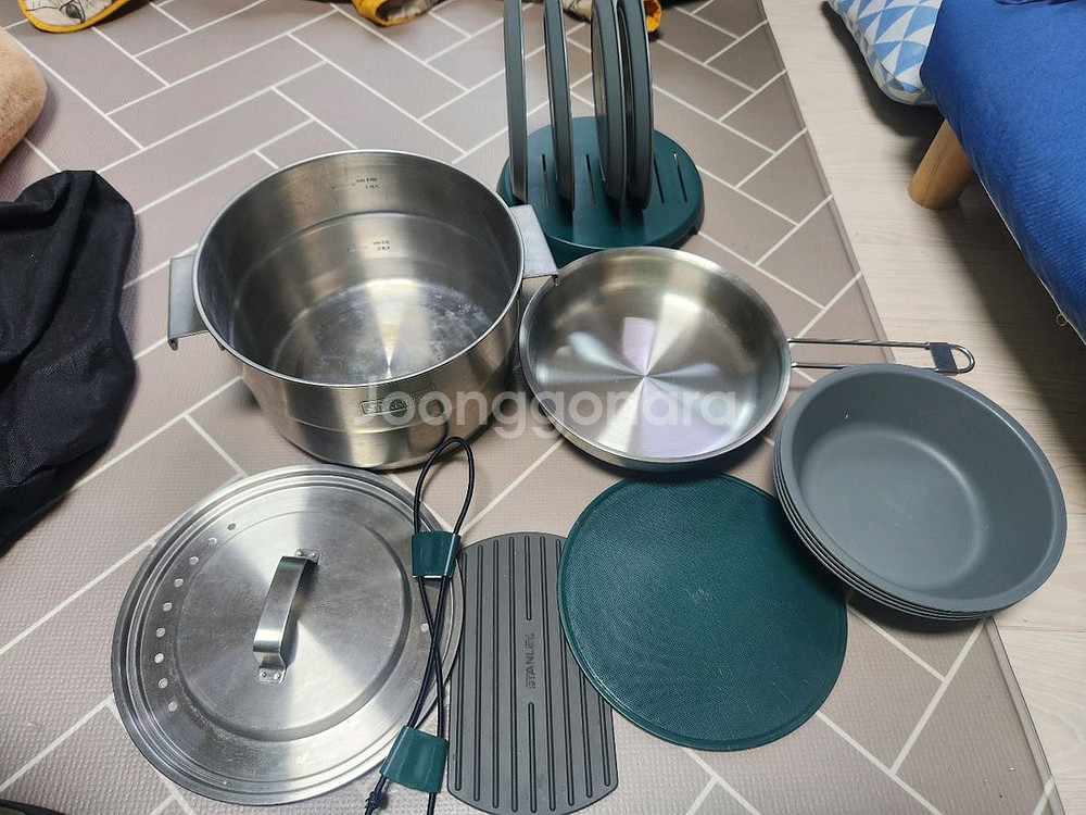 스탠리 어드벤처 4인용 캠핑 쿡세트--3