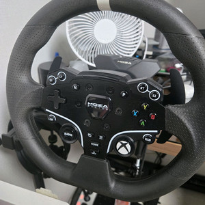 MOZA R3 레이싱휠 번들킷