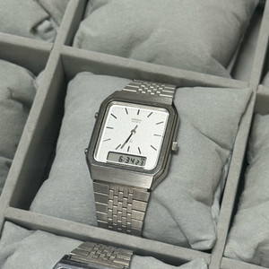 세이코 쿼츠 눈송이 아나디지 빈티지 시계