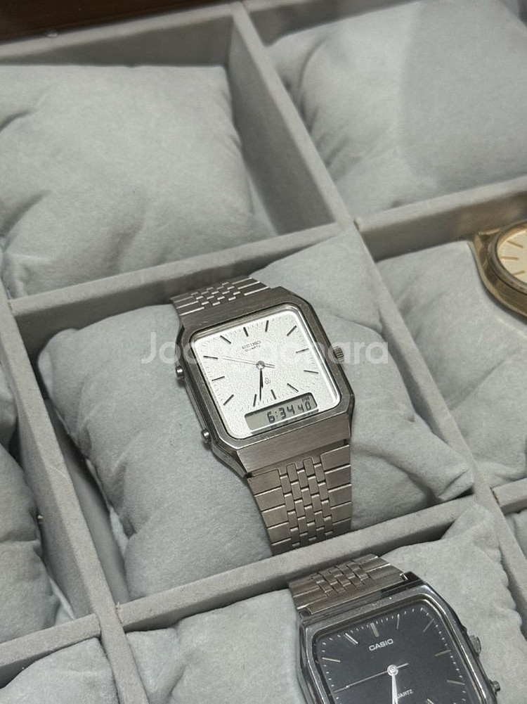 세이코 쿼츠 눈송이 아나디지 빈티지 시계--1