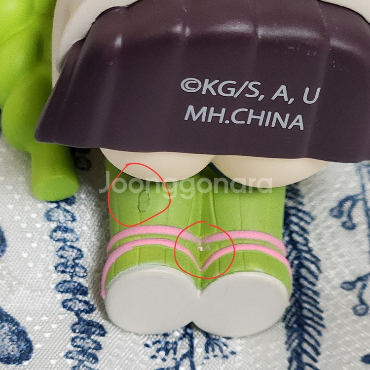 귀멸의 칼날 칸로지 미츠리+이구로 오바나이 룩업 피규어--2