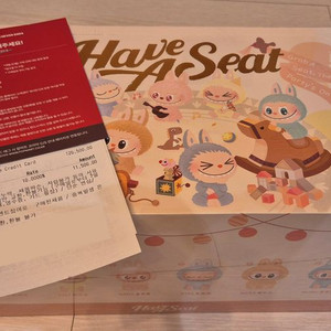 팝마트 라부부 나랑 같이 놀자 인형 시리즈를 개당 21,000원에 판매합니다.