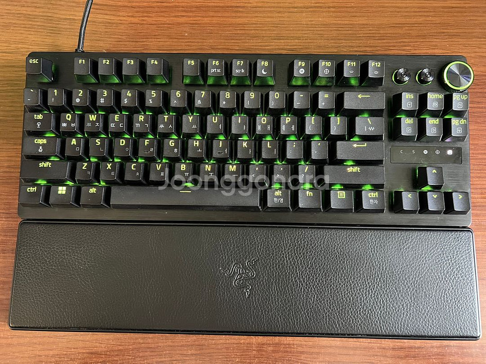 레이저 헌츠맨 V3 PRO TKL 판매합니다--0