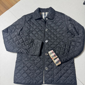 버버리 칠드런 퀼팅자켓14y 여자55사이즈