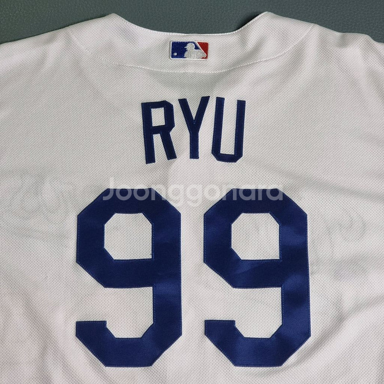 LA 다저스 마제스틱 어센틱 류현진 유니폼 44 (105-110)--3